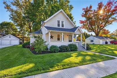 /international/us/4166-thompson-street-perry-oh-110120409657/