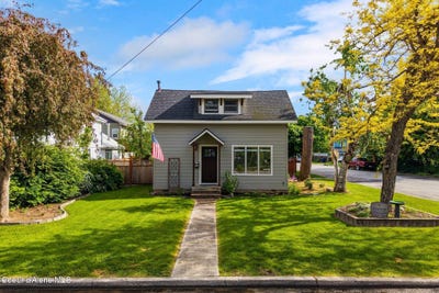 /international/us/821-poplar-st-sandpoint-id-110108145001/