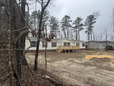 /international/us/165-ash-hill-drive-eutawville-sc-110107891779/