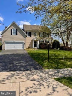 /international/us/205-hidden-creek-drive-downingtown-pa-110107518100/