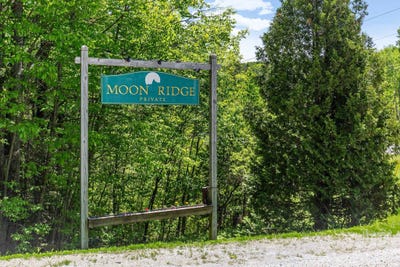/international/us/249-moon-ridge-road-killington-vt-110108737428/