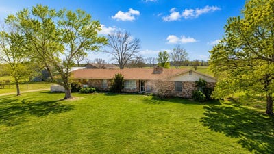 /international/us/212-halstedt-rd-la-grange-tx-110106557772/