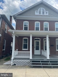 /international/us/50-w-water-street-gettysburg-pa-110108331818/