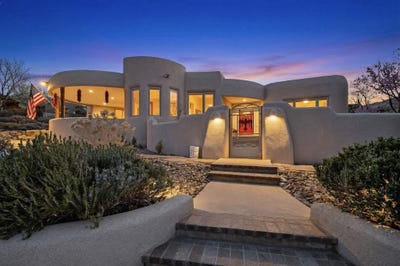 /international/us/300-mission-ridge-road-corrales-nm-110106441275/