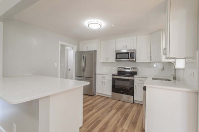 /international/us/43-gilbert-drive-stoughton-ma-110107960905/