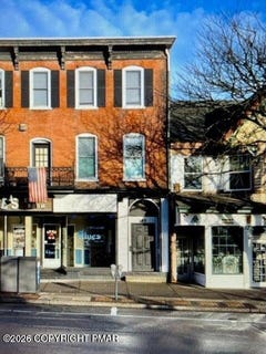 /international/us/548-main-street-stroudsburg-pa-110104783610/