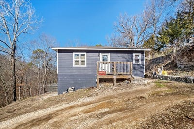 /international/us/6-fuller-street-eureka-springs-ar-110108423927/