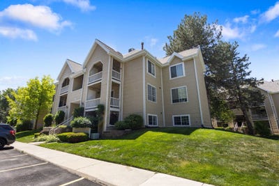 /international/us/1206-e-waterside-cv-s-cottonwood-heights-ut-110108029872/