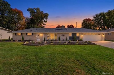 /international/us/17310-mayfield-street-livonia-mi-110120758904/
