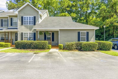 /international/us/4840-moss-creek-loop-murrells-inlet-sc-110108576126/