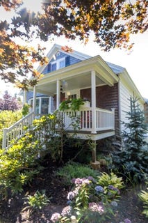 /international/us/78-atlantic-avenue-north-hampton-nh-110109038555/