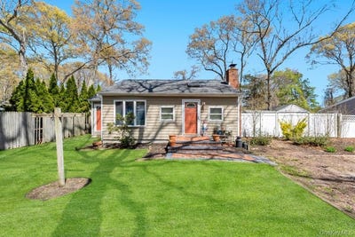 /international/us/89-gould-road-centereach-ny-110107851904/