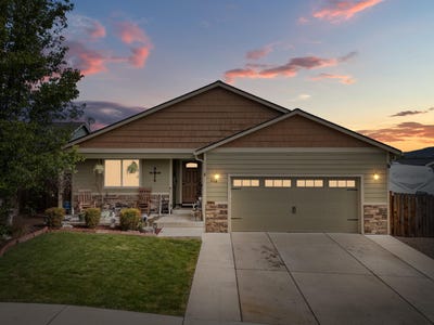 /international/us/944-stonewater-drive-eagle-point-or-110107778489/
