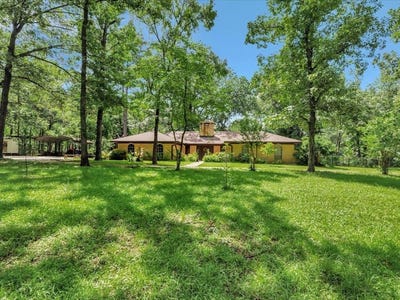 /international/us/155-hickory-place-nacogdoches-tx-110100476430/