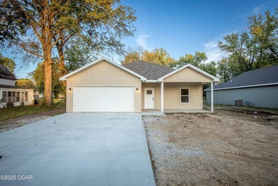 /international/us/800-maple-street-lamar-mo-110103143246/