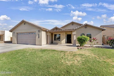 /international/us/7841-e-36th-place-yuma-az-110100078296/