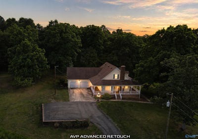 /international/us/4998-county-road-196-danville-al-110107616335/