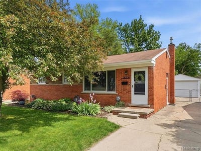 /international/us/30728-whittier-avenue-madison-heights-mi-110108390064/