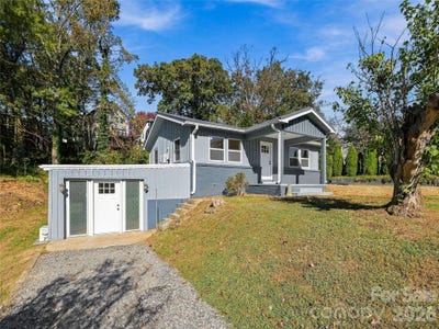 /international/us/33-phipps-street-weaverville-nc-110120753265/