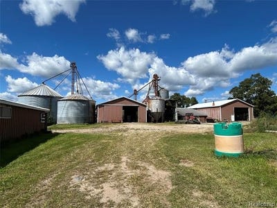 /international/us/16465-almont-berlin-twp-mi-110107630535/