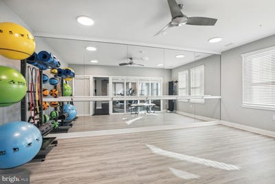 /international/us/700-mount-airy-terrace-ne-leesburg-va-110100755236/