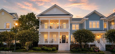 /international/us/207-s-academy-street-washington-nc-110106009792/