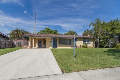 /international/us/927-w-royal-palm-road-boca-raton-fl-110106438421/