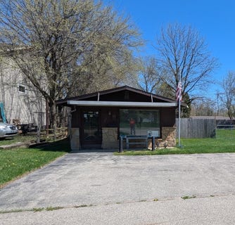 /international/us/3345-remembrance-road-nw-grand-rapids-mi-110104219836/