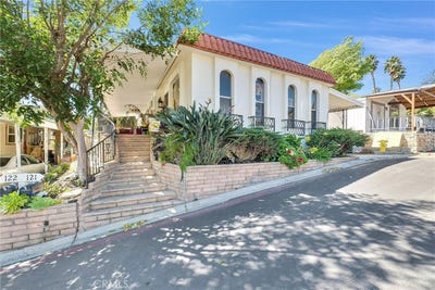 /international/us/5700-carbon-canyon-brea-ca-110099976330/