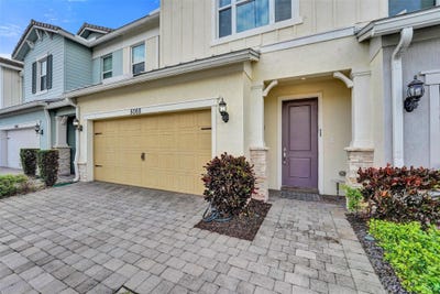 /international/us/5068-greenway-drive-hollywood-fl-110107811022/