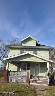 /international/us/2217-francis-avenue-flint-mi-110103986371/