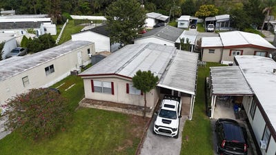 /international/us/273-hansom-pkwy-sanford-fl-110120068957/