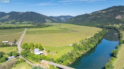 /international/us/687-hubbard-creek-rd-umpqua-or-110098427344/?lang=en