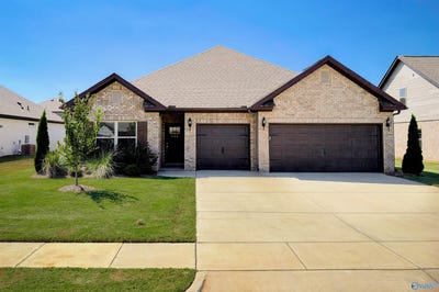 /international/us/114-headen-lane-huntsville-al-110110407556/