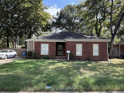 /international/us/1407-chester-lane-west-memphis-ar-110120770689/
