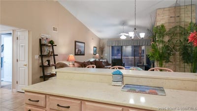 /international/us/611-lazy-days-road-osage-beach-mo-110106347664/