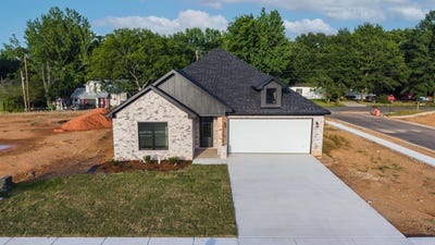 /international/us/109-fitzgerald-drive-benton-ar-110107764954/