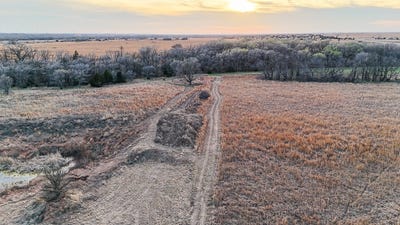 /international/us/1215-e-hwy-42-spivey-ks-110106678378/