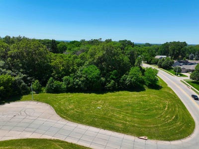 /international/us/3401-lincoln-ct-sioux-city-ia-110108741784/