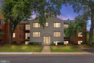 /international/us/125-clubhouse-drive-sw-leesburg-va-110100945400/