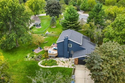 /international/us/1074-tinkham-trail-baraboo-wi-110119960351/