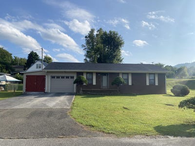 /international/us/24-cardinal-heights-road-williamsburg-ky-110101332211/?lang=en