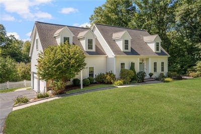 /international/us/62-pinsonnault-lane-north-attleboro-ma-110119932573/