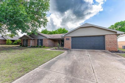 /international/us/1702-s-hillside-street-stillwater-ok-110108425222/