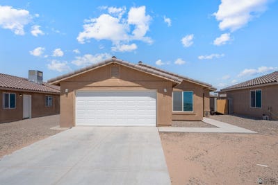 /international/us/4637-s-desert-willow-way-yuma-az-110108347523/