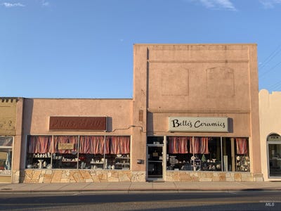 /international/us/114-broadway-ave-n-buhl-id-110100985616/