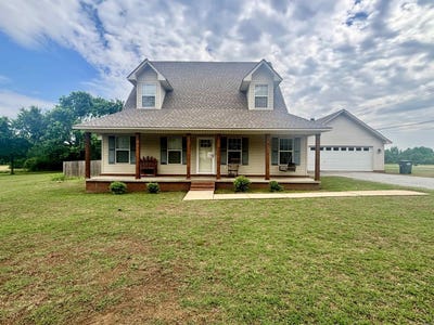 /international/us/2311-w-union-street-bald-knob-ar-110108179310/