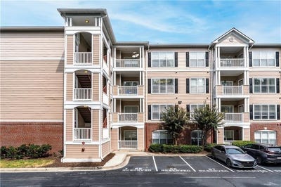 /international/us/4333-dunwoody-park-atlanta-ga-110120738782/