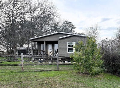 /international/us/tbd-l-c-r-217-hallettsville-tx-110105113361/