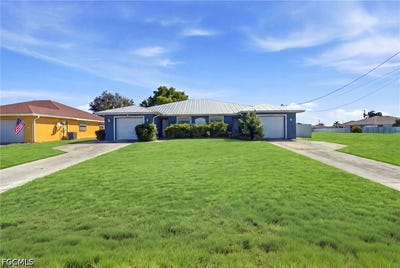 /international/us/2027-2029-andalusia-boulevard-cape-coral-fl-110120576677/